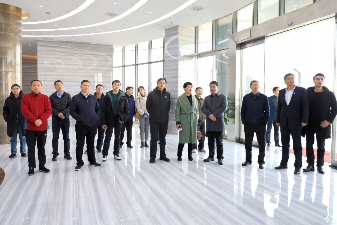 國家產業(yè)轉型升級示范區(qū)實地調研組蒞臨百宏光電考察調研